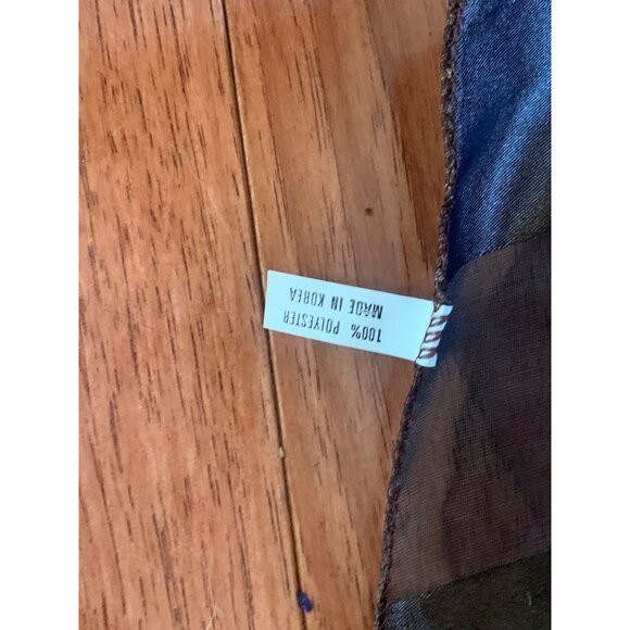 Large Abstract Picasso-Inspired Silk Scarf With Bold Colors & Geometric Patterns - Picture 5 of 8